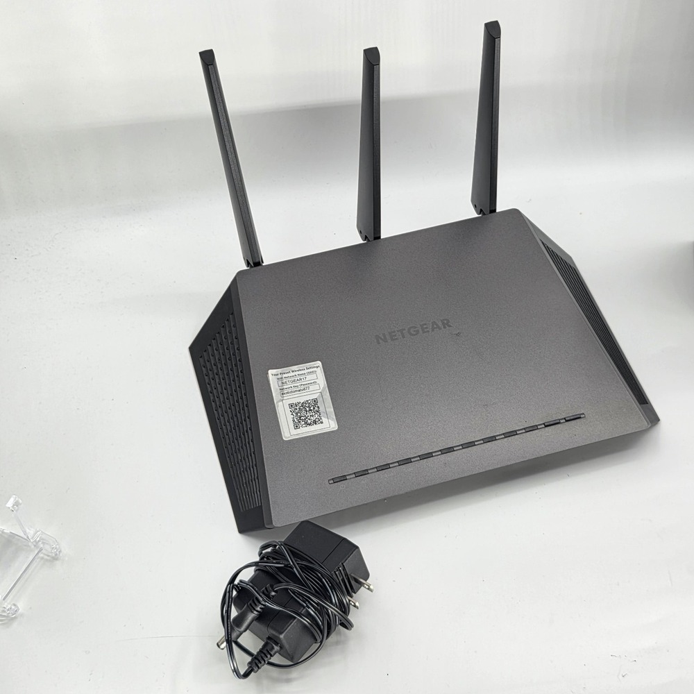 NETGEAR Nighthawk R7000P AC2300 Smart WiFi Router Bundle w/AC Adapter - Free S/H - Picture 2 of 10